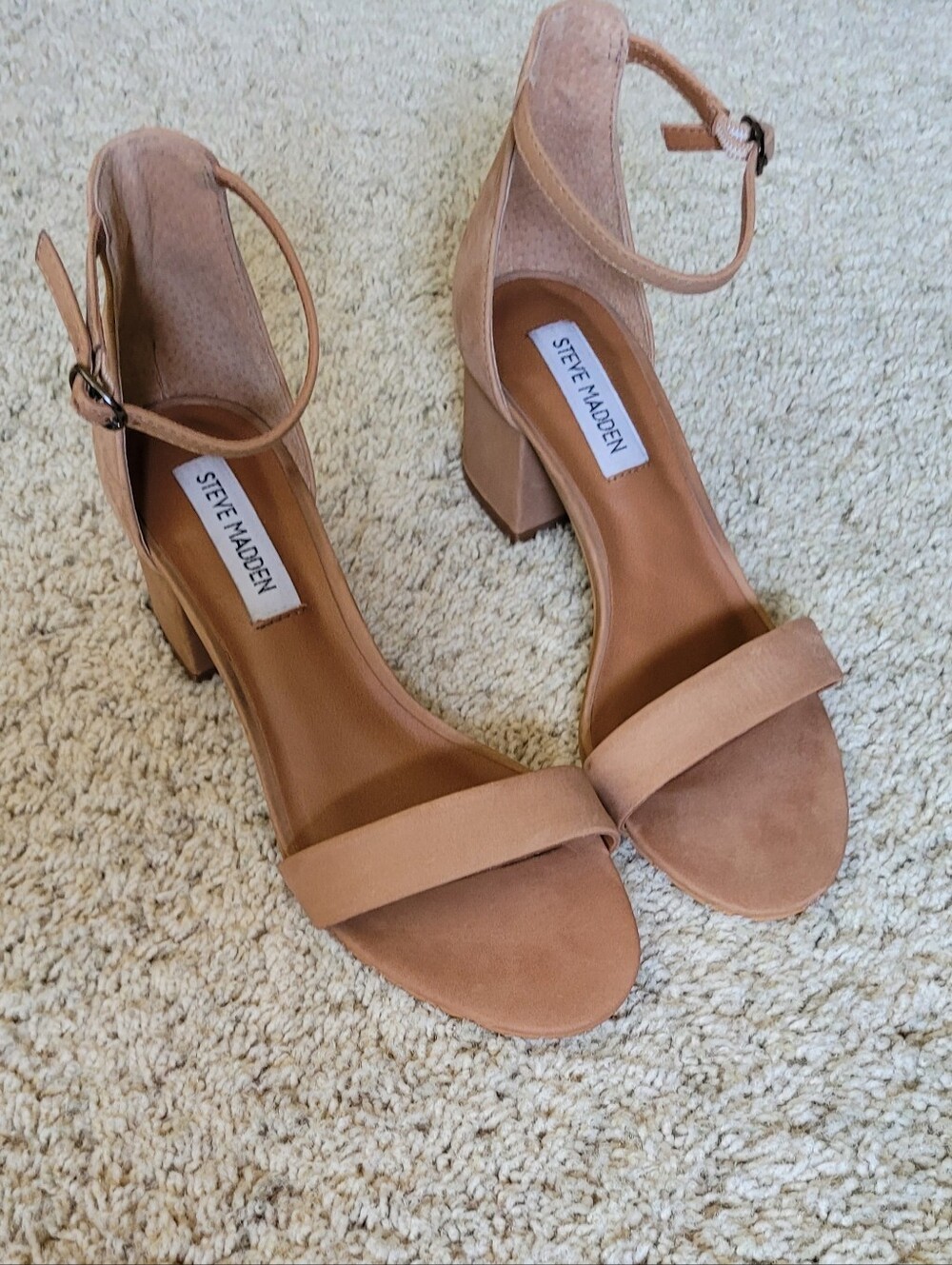 Tan Nubuck Suede Ankle Strap 2"  Block Heels VERY wearable 6